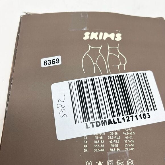 SKIMS Seamless Sculpt High Waist Thong Womens Medium Clay Core Control NEW Shape - Picture 10 of 10
